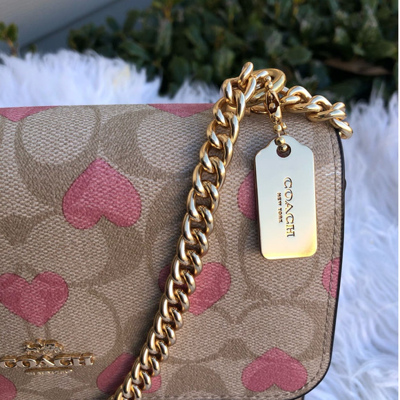 Last one COACH MINI KLARE CROSSBODY IN SIGNATURE CANVAS WITH HEART PRINT - Picture 6 of 12
